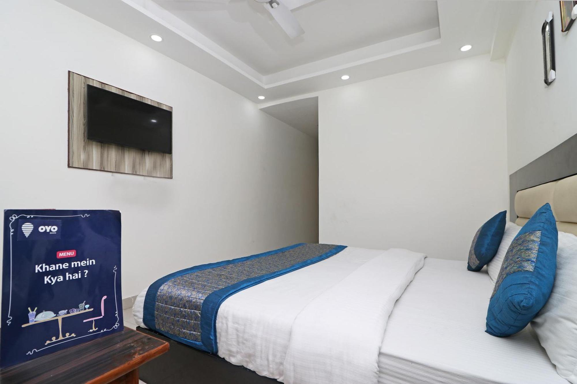 Hotel O Sweet Palace Yeni Delhi Dış mekan fotoğraf